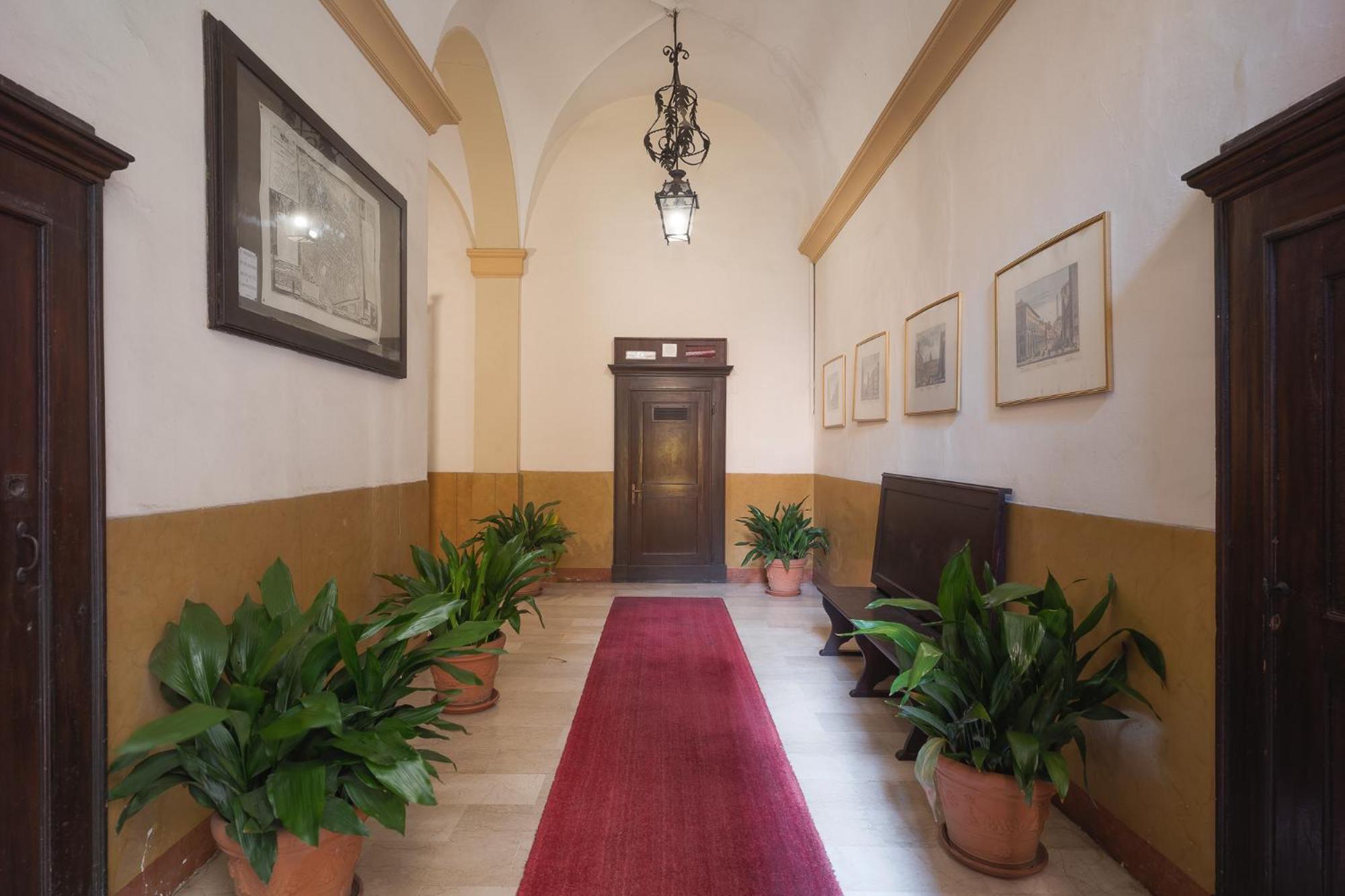 Lussuoso Appartamento Nel Cuore Del Centro Storico Bolonia Exterior foto
